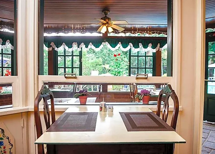Urikana Boutique Hotel